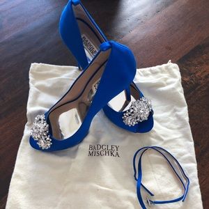 Badgley Mischka royal blue pumps